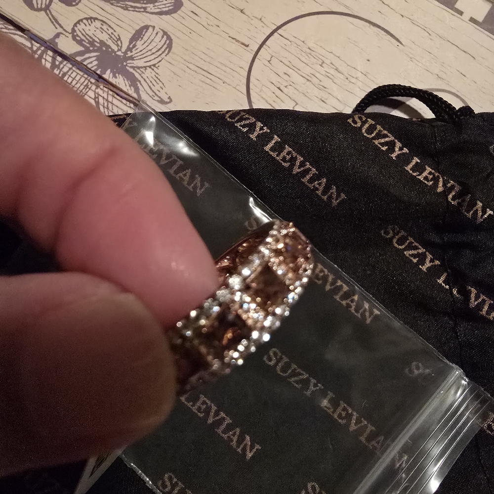 Suzy Levian Rose Gold and Silver Ring. Size 5.